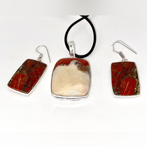Brecciated Red Jasper Pendant & Earrings - Picture 7 of 7